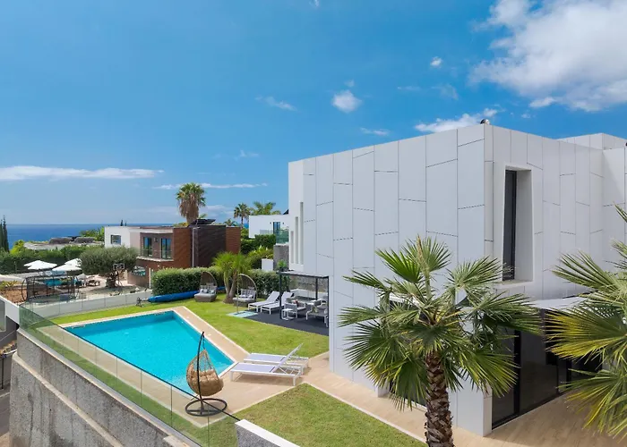 Luxury Diamond House By Madeira * Funchal (Madeira)