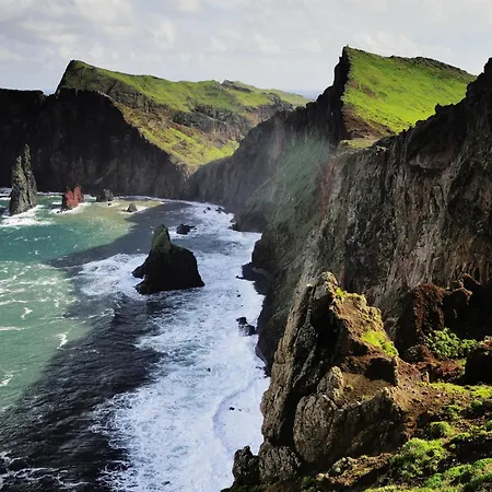 Luxury Diamond House By Madeira